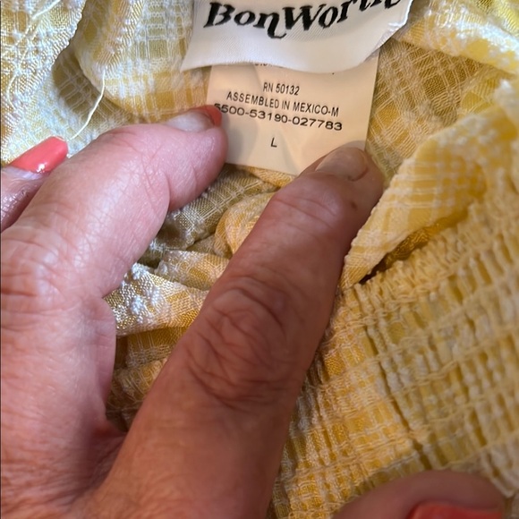 BonWorth Yellow Capri Pants with Floral Embellishments - Picture 5 of 5